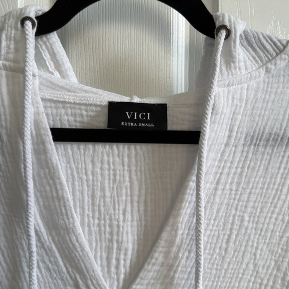 Vici - Beach Bum Cotton Pocketed Hoodie - Picture 6 of 8